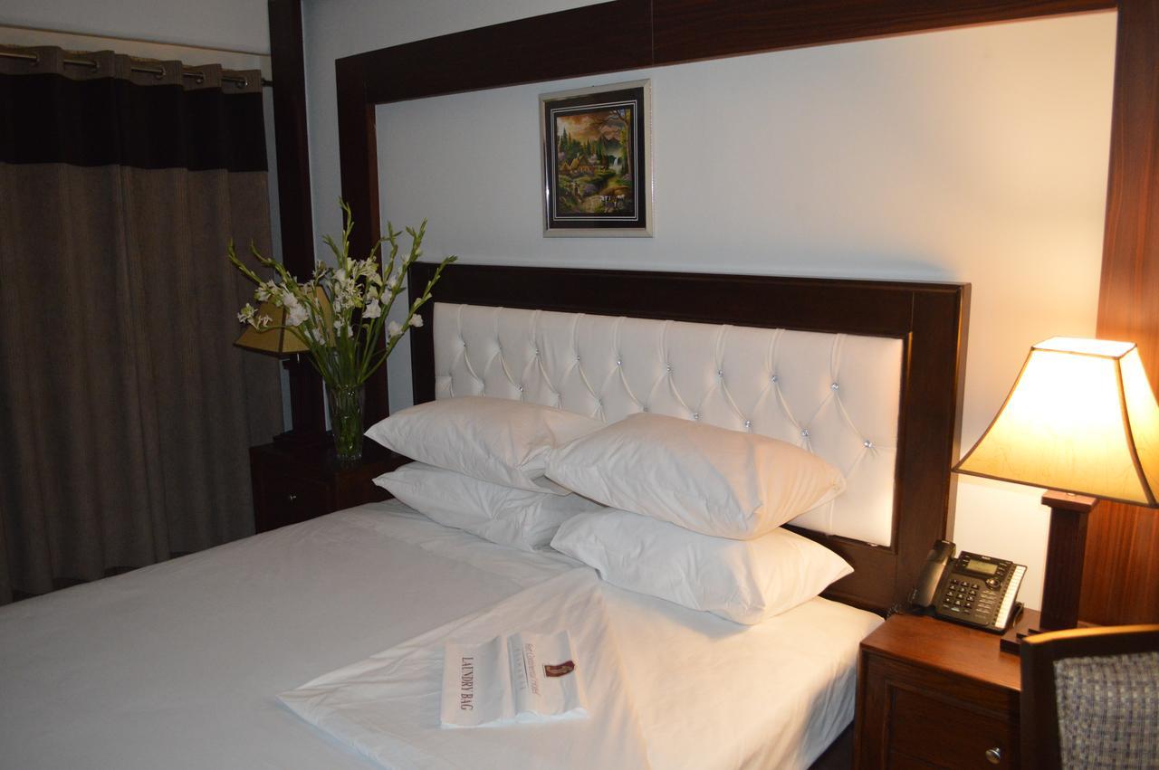 Fort Continental Hotel 白沙瓦 外观 照片