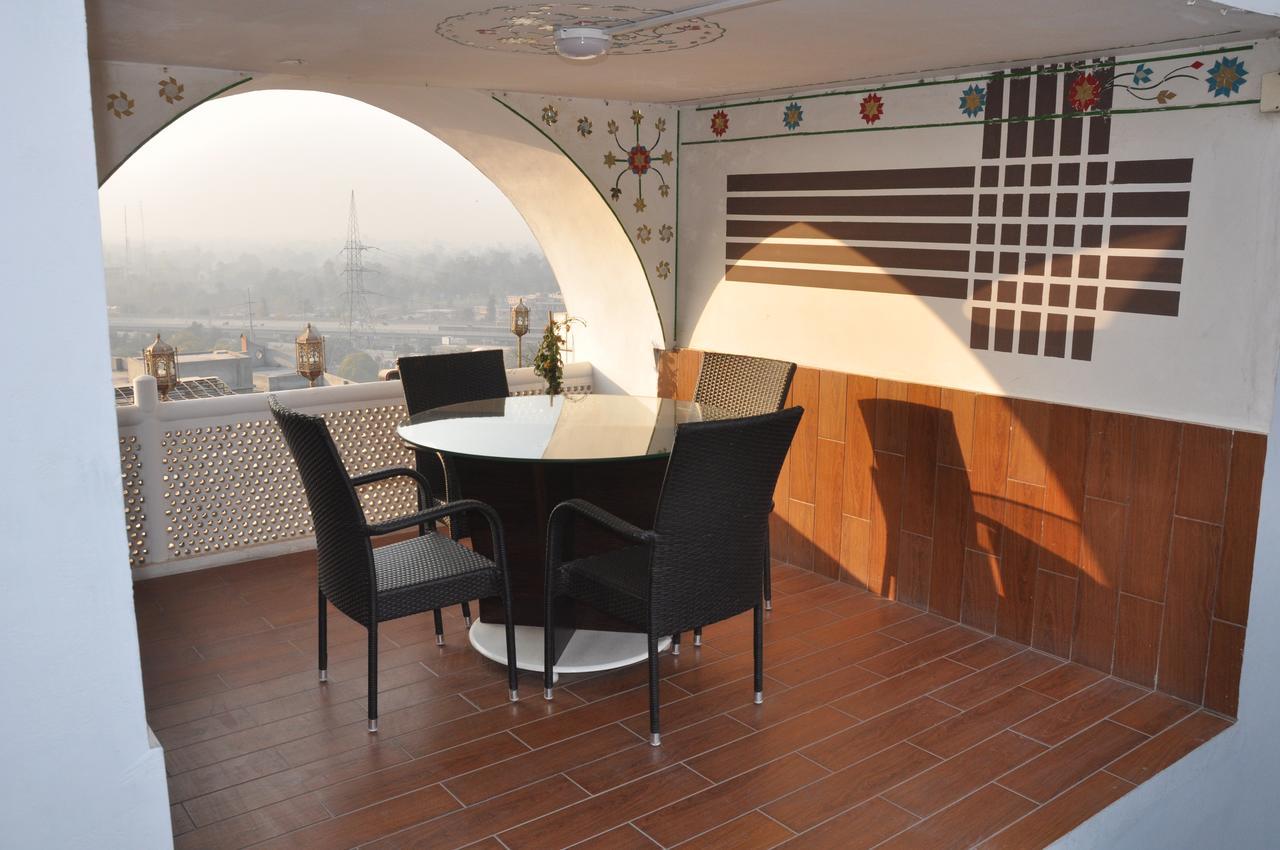 Fort Continental Hotel 白沙瓦 外观 照片